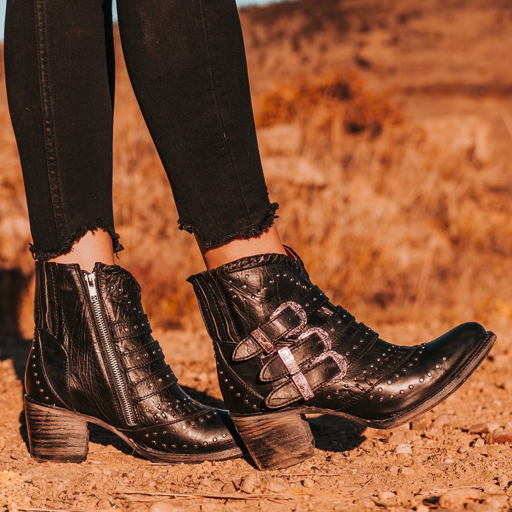 Freebird by Steven Savanna Black Studded Buckle Ankle Boots
